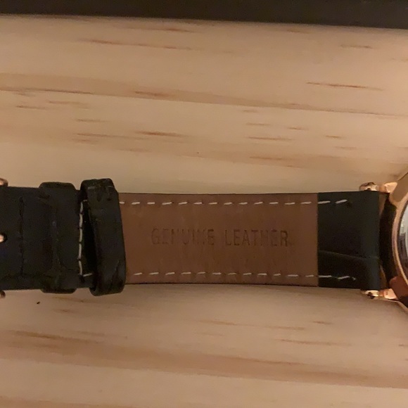Daniel Wellington watch - Picture 7 of 8